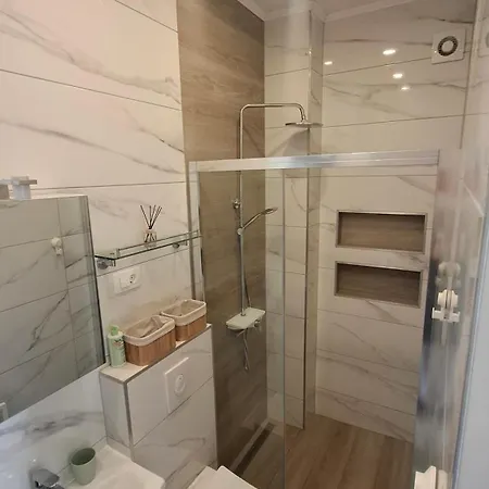 Ivana Apartamento *