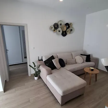 Ivana Apartamento