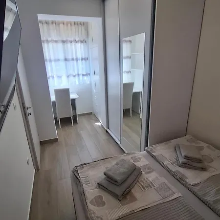 Ivana * 马卡尔斯卡